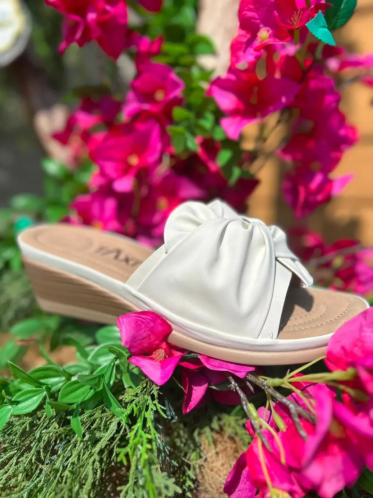 Mule blanche drapée